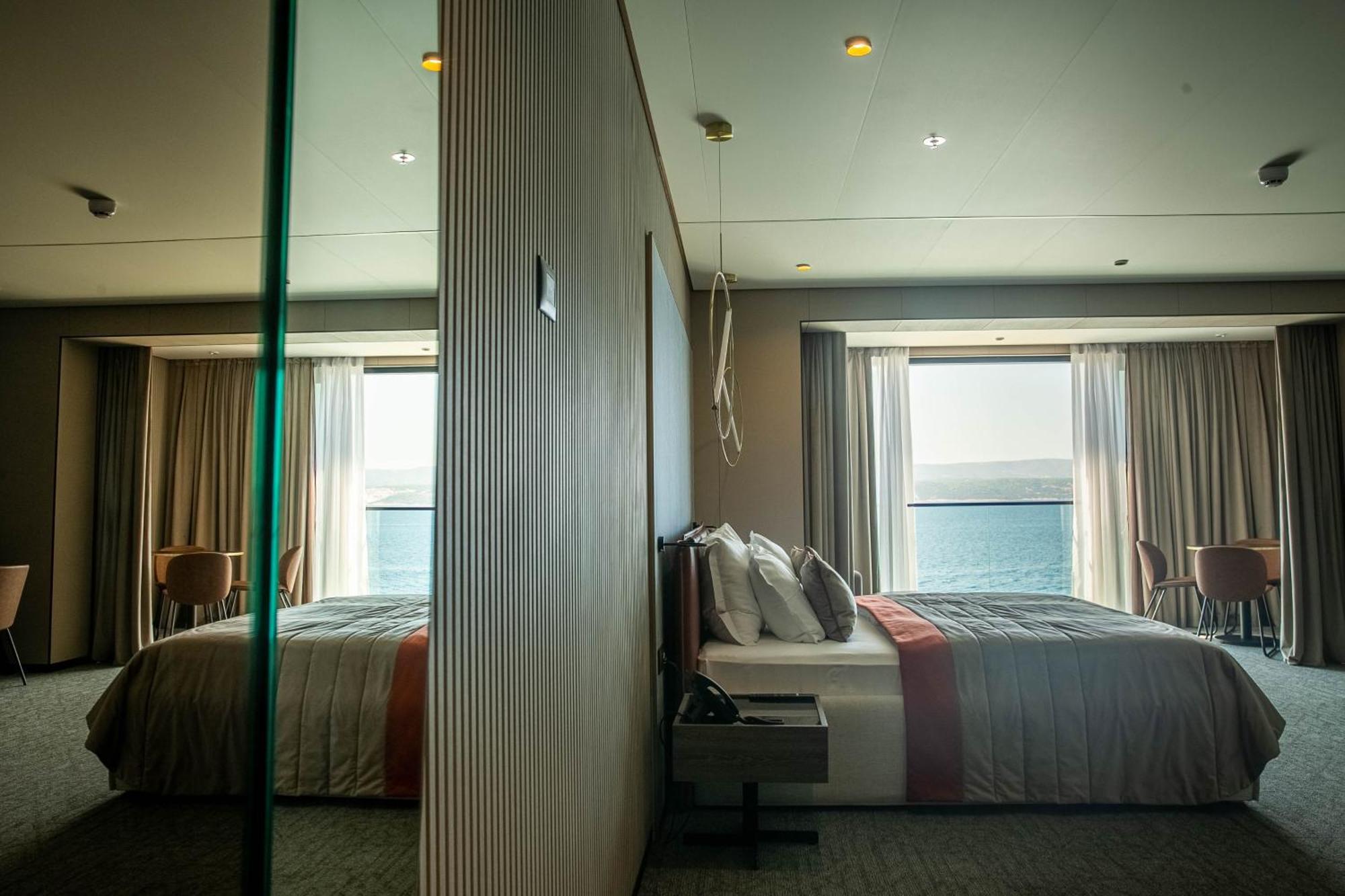 Hotel Medistone 오미스 외부 사진