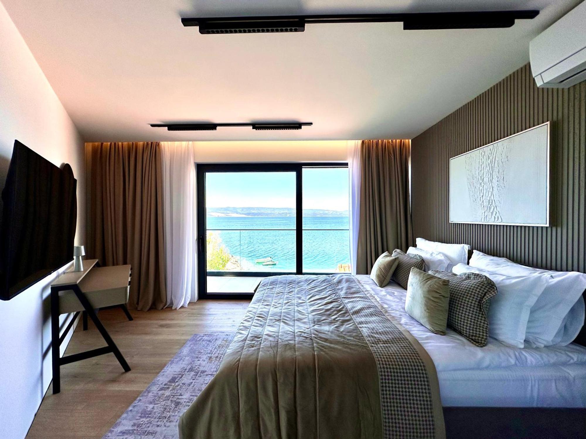 Hotel Medistone 오미스 외부 사진